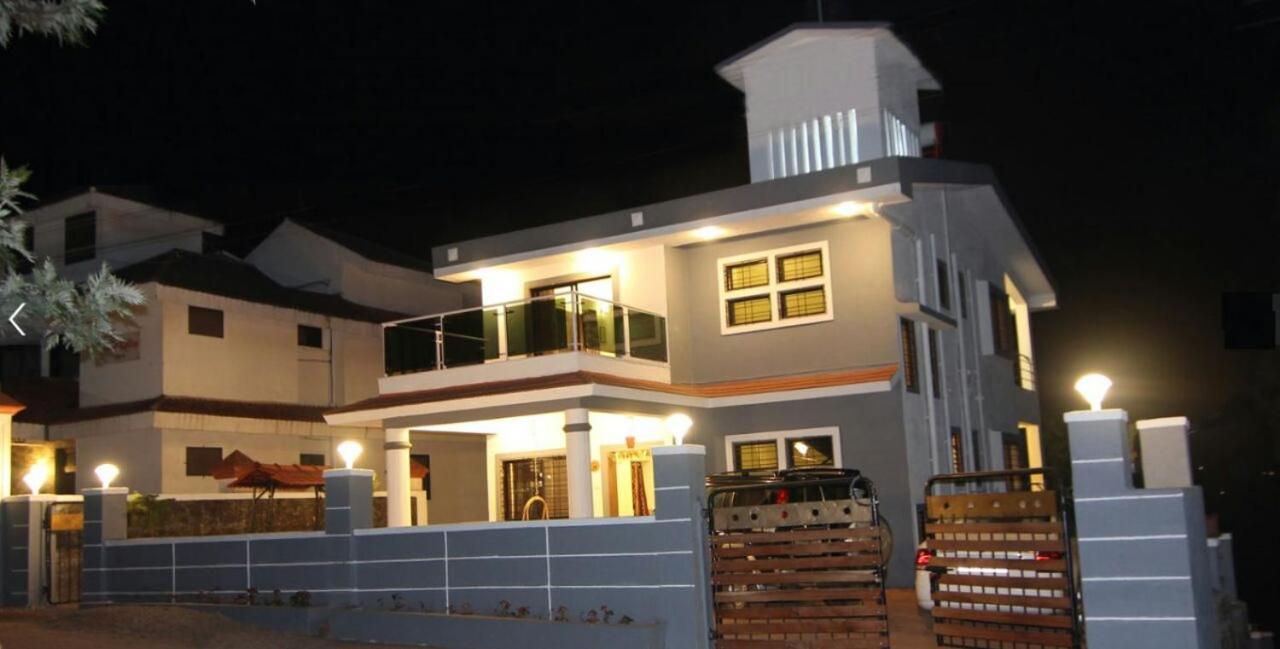 Inaya Bungalow Villa พันช์กานี ภายนอก รูปภาพ