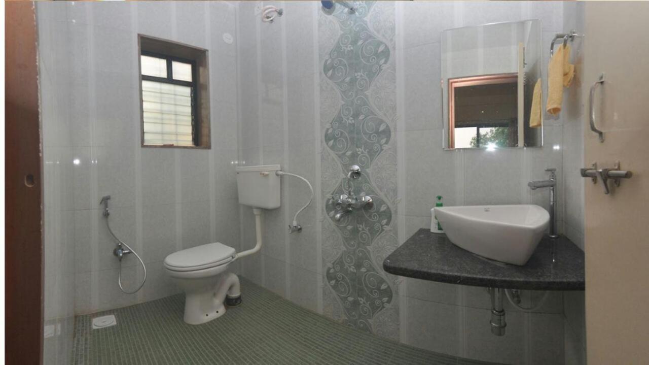 Inaya Bungalow Villa พันช์กานี ภายนอก รูปภาพ